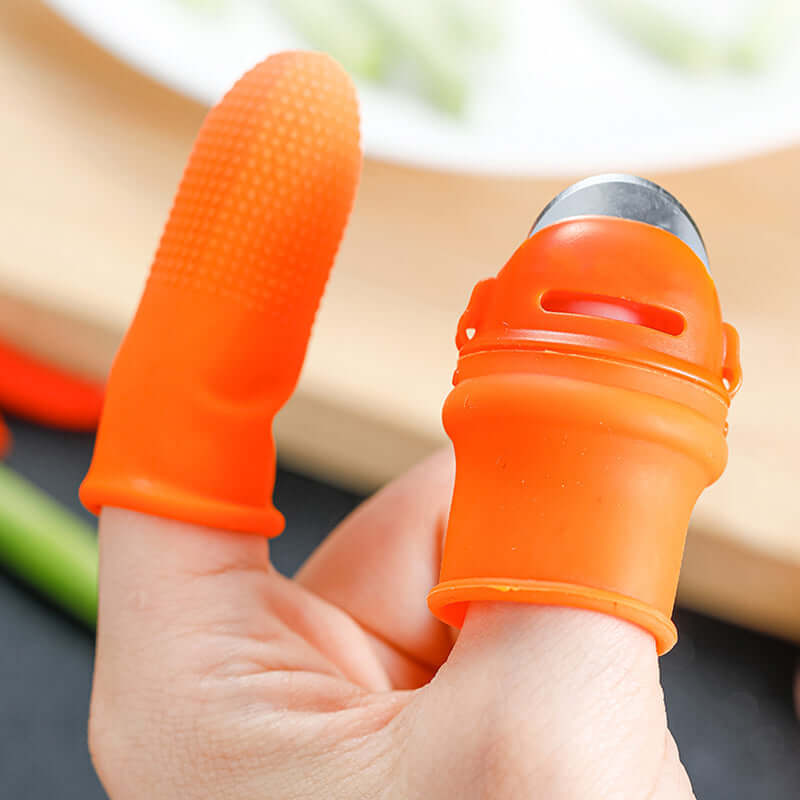 Silicone thumb knife protector for safe cutting in the kitchen